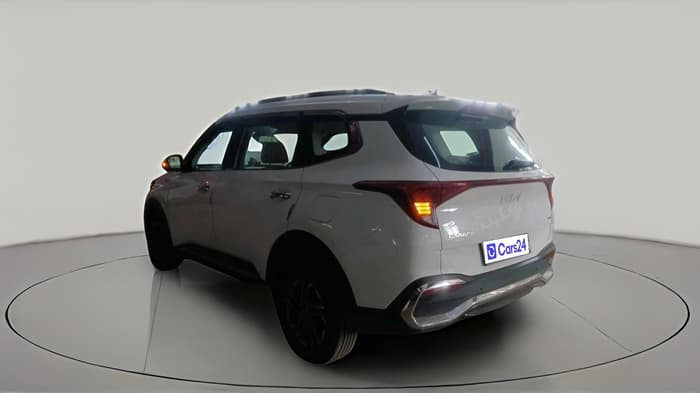 2024 KIA CARENS LUXURY PLUS 1.5 IMT PETROL, Petrol, Manual, 9,015 km, exterior