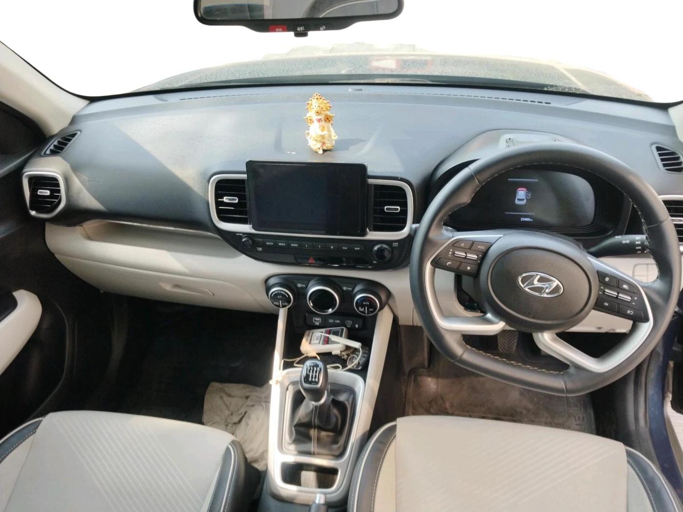 2022 Hyundai VENUE SX 1.0 (O) TURBO IMT, Petrol, Manual, 23,520 km, interior