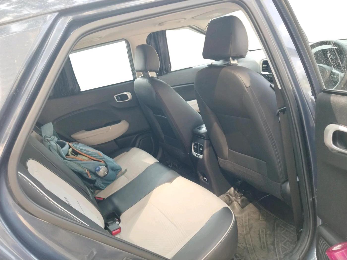 2022 Hyundai VENUE SX 1.0 (O) TURBO IMT, Petrol, Manual, 23,520 km, interior