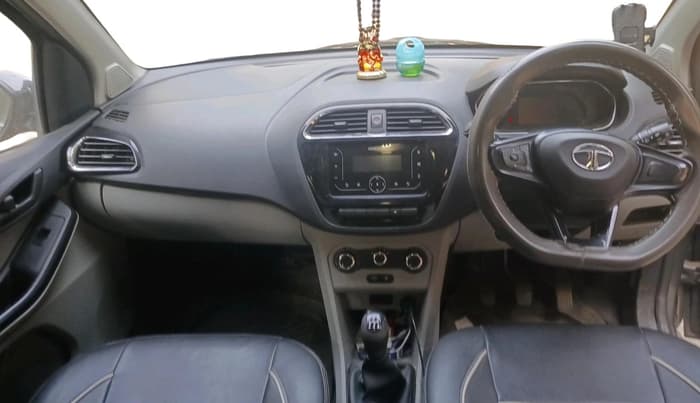 2022 Tata Tiago XT CNG, CNG, Manual, 69,491 km, interior