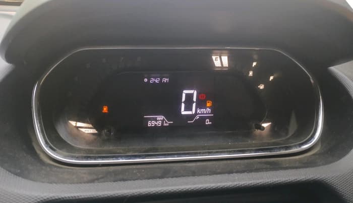 2022 Tata Tiago XT CNG, CNG, Manual, 69,491 km, interior