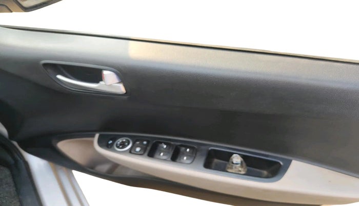 2016 Hyundai Grand i10 ASTA 1.2 KAPPA VTVT, Petrol, Manual, 50,699 km, interior