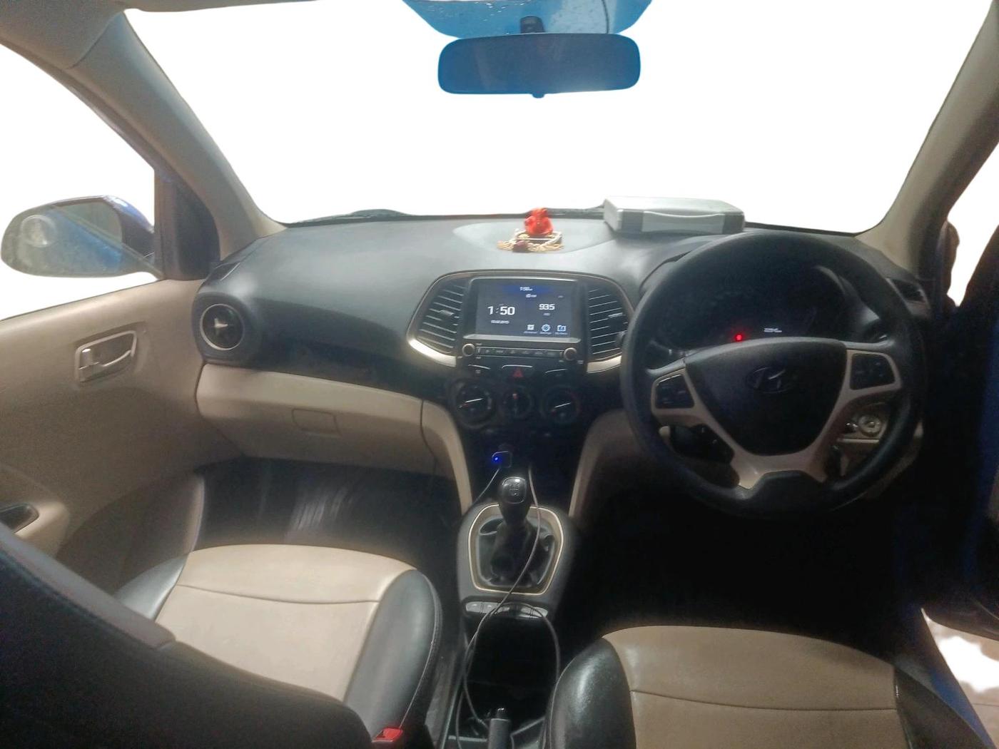 2019 Hyundai NEW SANTRO SPORTZ MT, Petrol, Manual, 22,945 km, interior
