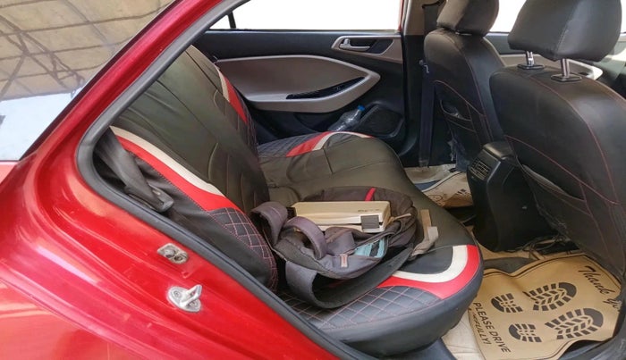 2016 Hyundai Elite i20 ASTA 1.2, CNG, Manual, 1,03,346 km, interior