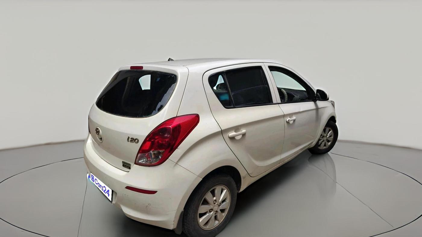 2013 Hyundai i20 SPORTZ 1.2, CNG, Manual, 78,980 km, exterior