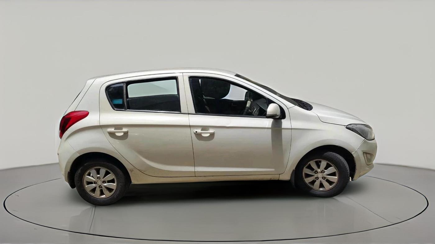 2013 Hyundai i20 SPORTZ 1.2, CNG, Manual, 78,980 km, exterior