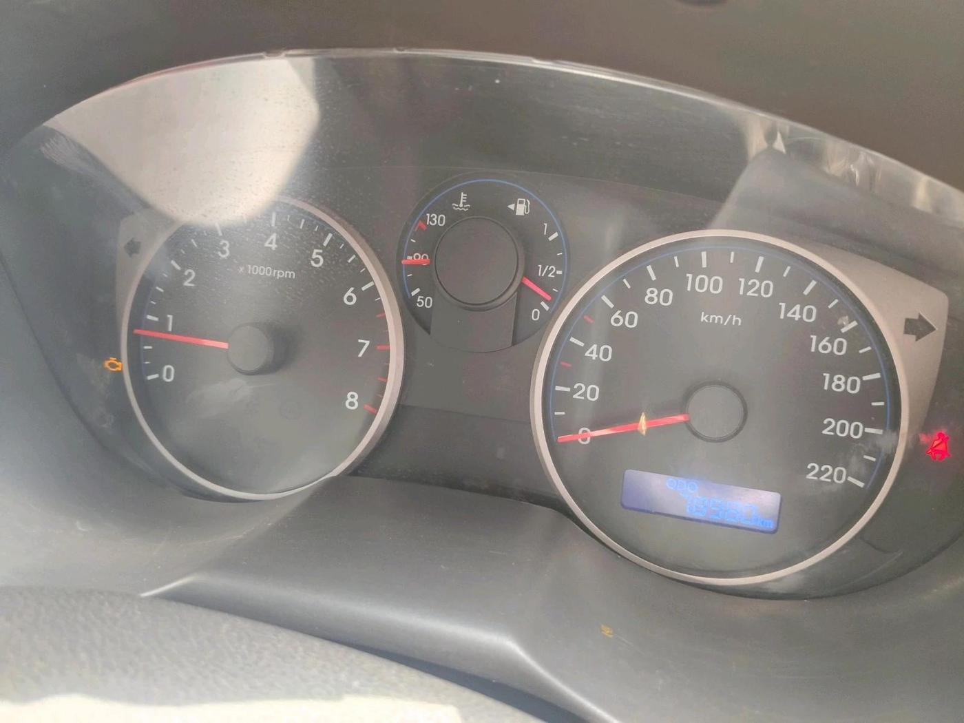 2013 Hyundai i20 SPORTZ 1.2, CNG, Manual, 78,980 km, interior
