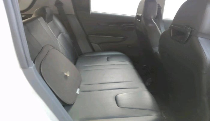 2018 Mahindra Kuv100 K2 TRIP CNG, CNG, Manual, 1,01,713 km, interior