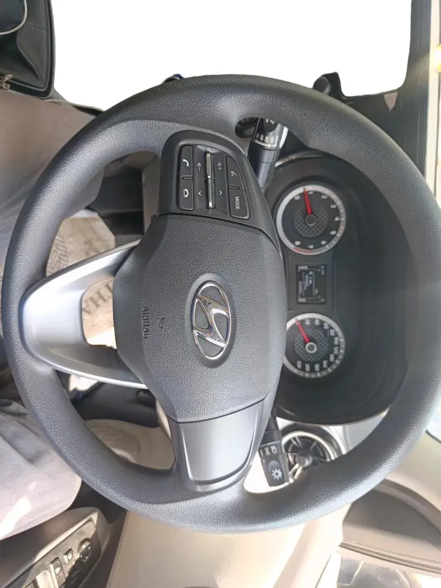 2021 Hyundai GRAND I10 NIOS SPORTZ 1.2 KAPPA VTVT CNG, CNG, Manual, 26,887 km, interior