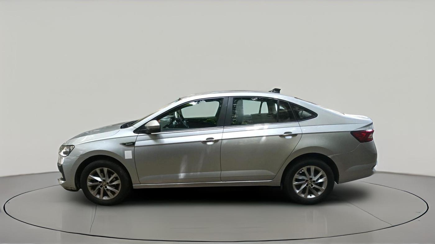 2022 Skoda SLAVIA Ambition Plus 1.0 TSI AT, Petrol, Automatic, 42,545 km, exterior