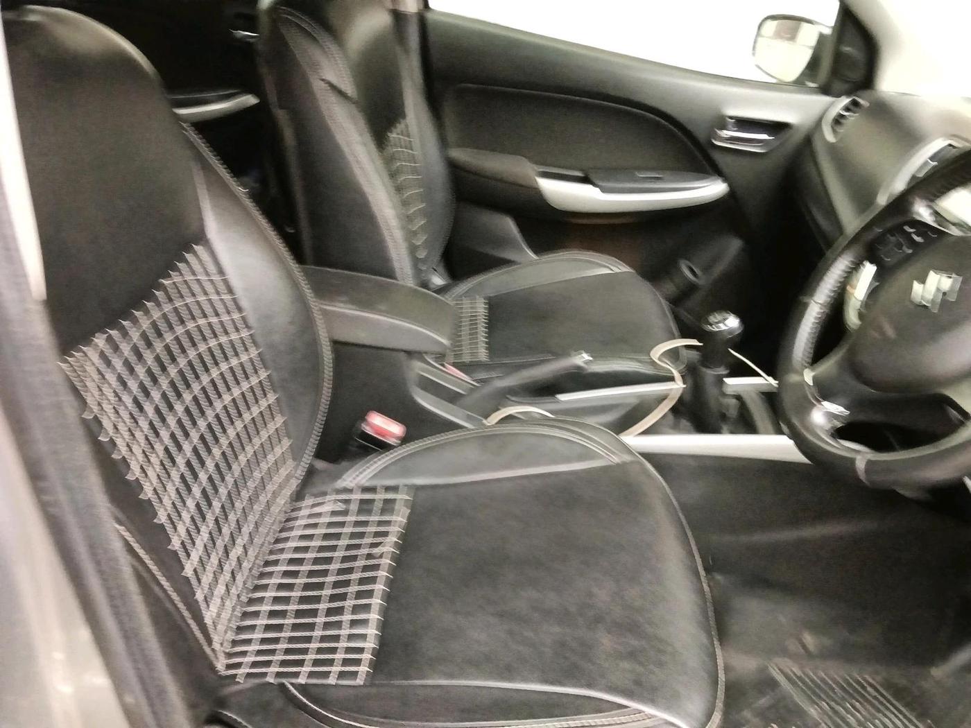 2017 Maruti Baleno ZETA DIESEL 1.3, Diesel, Manual, 93,817 km, interior