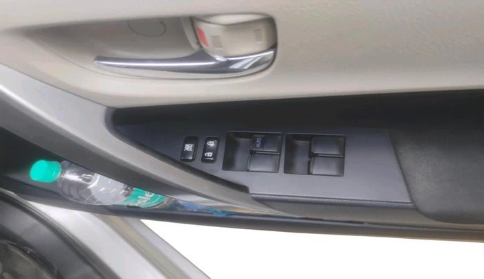 2015 Toyota Corolla Altis G PETROL, Petrol, Manual, 58,306 km, interior