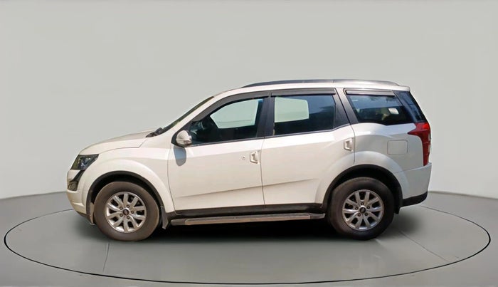 2017 Mahindra XUV500 W10, Diesel, Manual, 72,283 km, exterior