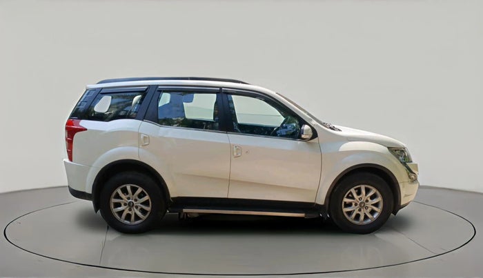 2017 Mahindra XUV500 W10, Diesel, Manual, 72,283 km, exterior