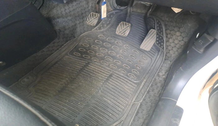 2018 Maruti Wagon R 1.0 LXI CNG, CNG, Manual, 66,957 km, interior