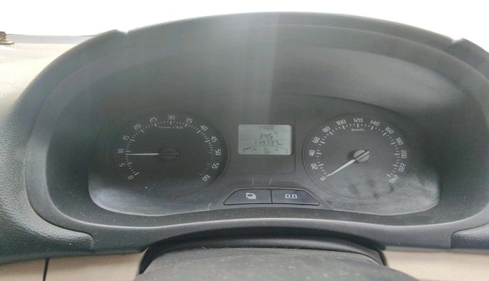 2011 Skoda Fabia AMBITION 1.2 TDI, Diesel, Manual, 1,19,737 km, interior