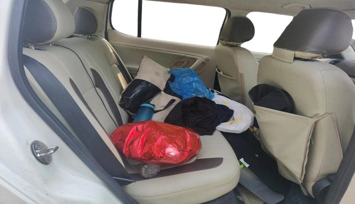 2011 Skoda Fabia AMBITION 1.2 TDI, Diesel, Manual, 1,19,737 km, interior