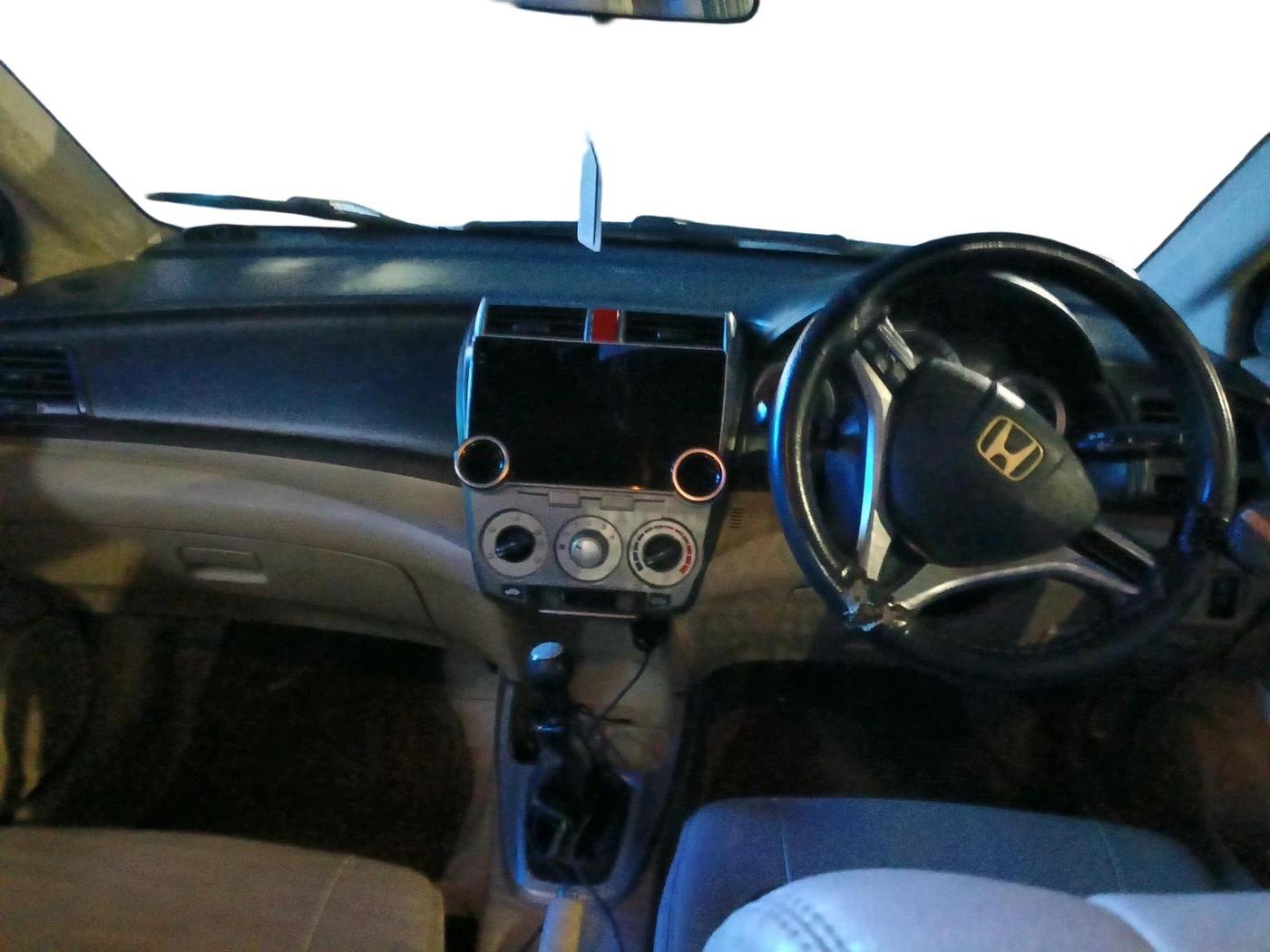 2011 Honda City 1.5L I-VTEC V MT, CNG, Manual, 1,55,700 km, interior