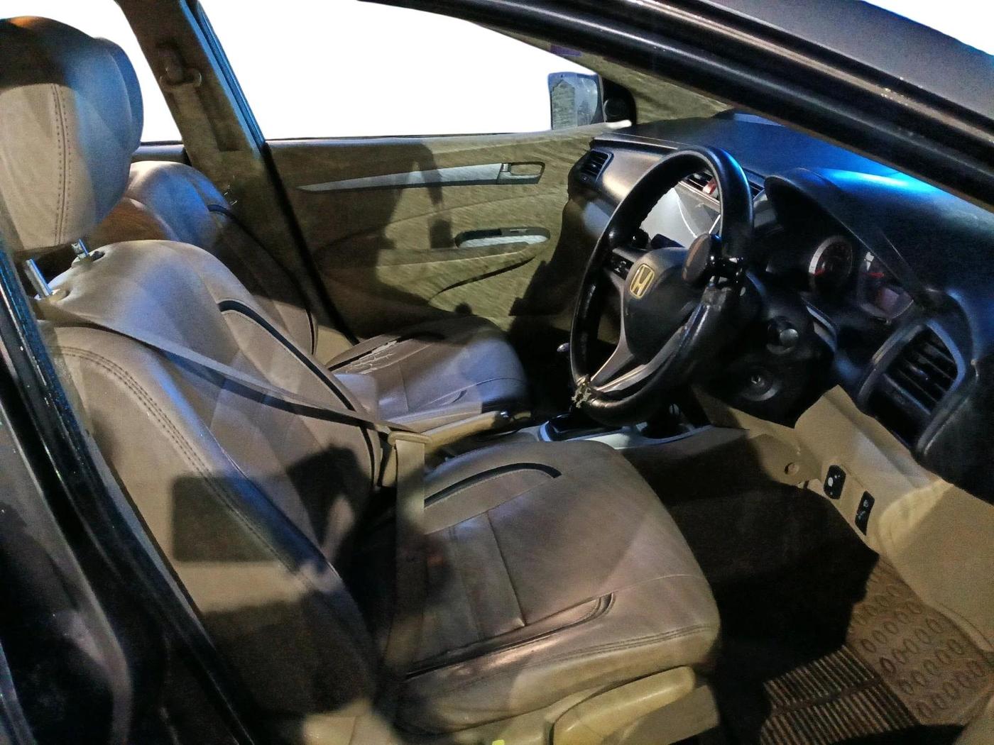 2011 Honda City 1.5L I-VTEC V MT, CNG, Manual, 1,55,700 km, interior
