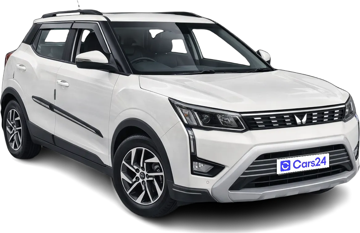 2023 Mahindra XUV300 - SUV - Petrol - Automatic - ₹8.90 lakh
