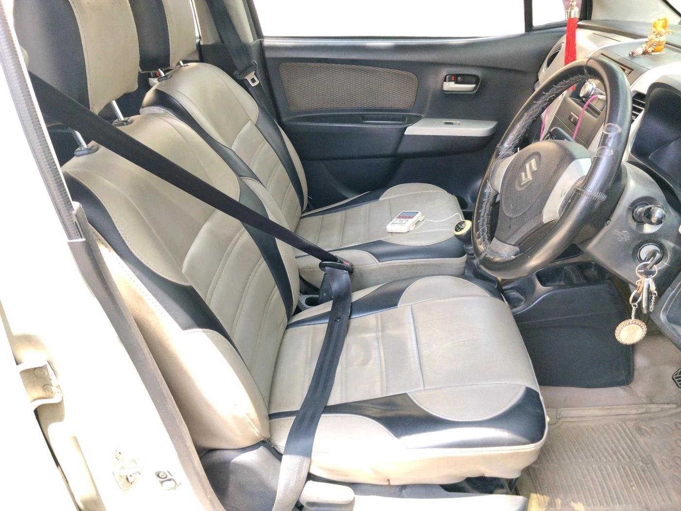 2013 Maruti Wagon R 1.0 LXI CNG, CNG, Manual, 62,525 km, interior