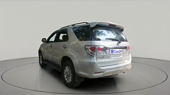 2012 Toyota Fortuner 3.0 4X2 AT, Diesel, Automatic, 2,35,064 km, exterior