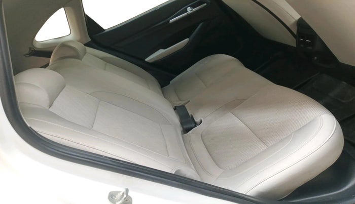 2023 KIA SELTOS HTK PLUS 1.5 IMT, Petrol, Manual, 17,660 km, interior