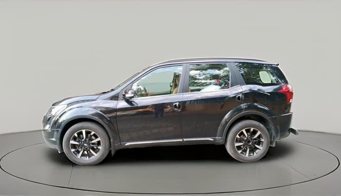 2018 Mahindra XUV500 W11 AT, Diesel, Automatic, 49,753 km, exterior