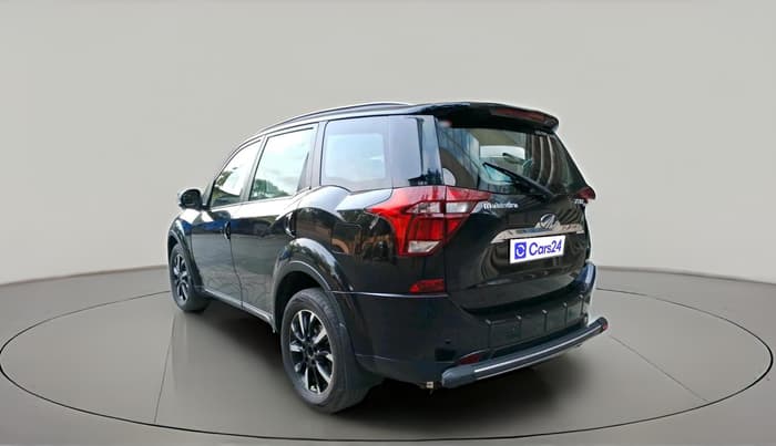 2018 Mahindra XUV500 W11 AT, Diesel, Automatic, 49,753 km, exterior