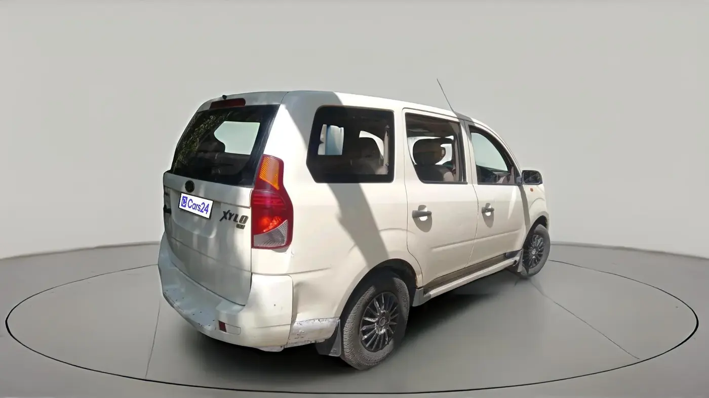 2011 Mahindra Xylo E4, Diesel, Manual, 1,44,131 km, exterior