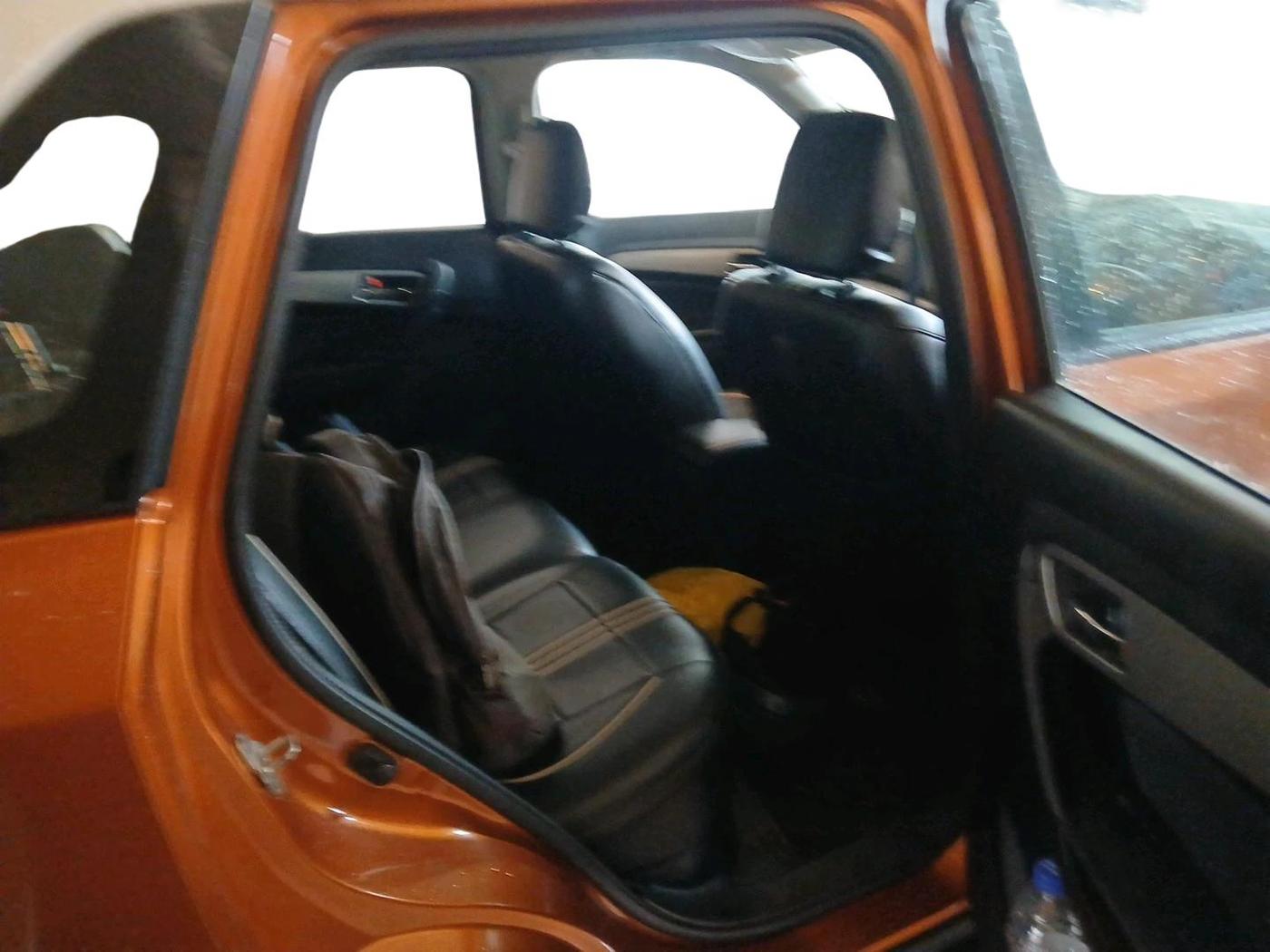 2018 Maruti Vitara Brezza ZDI PLUS, Diesel, Manual, 1,21,003 km, interior