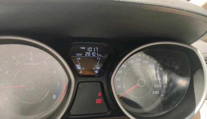 2013 Hyundai New Elantra 1.8 SX MT VTVT, Petrol, Manual, 28,101 km, interior