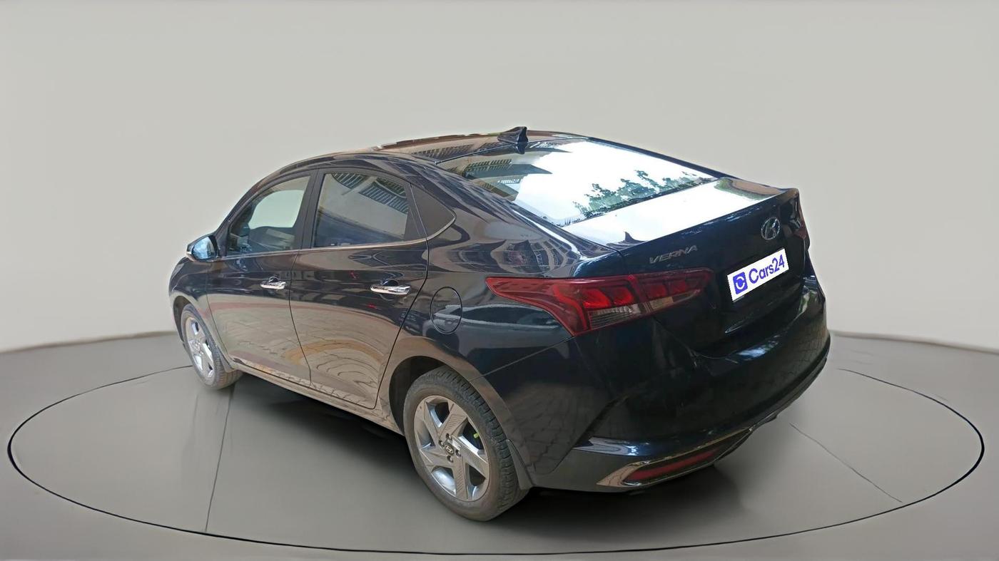 2022 Hyundai Verna SX 1.5 VTVT, Petrol, Manual, 18,327 km, exterior