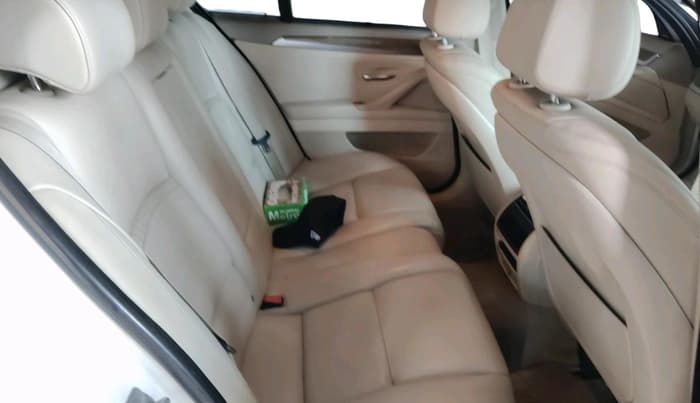 2013 BMW 5 Series 520D MODERN LINE, Diesel, Automatic, 57,325 km, interior