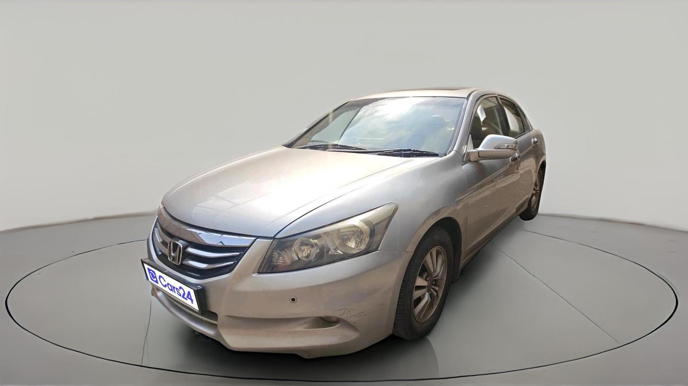 2013 Honda Accord 2.4L I-VTEC MT, Petrol, Manual, 1,17,022 km, exterior