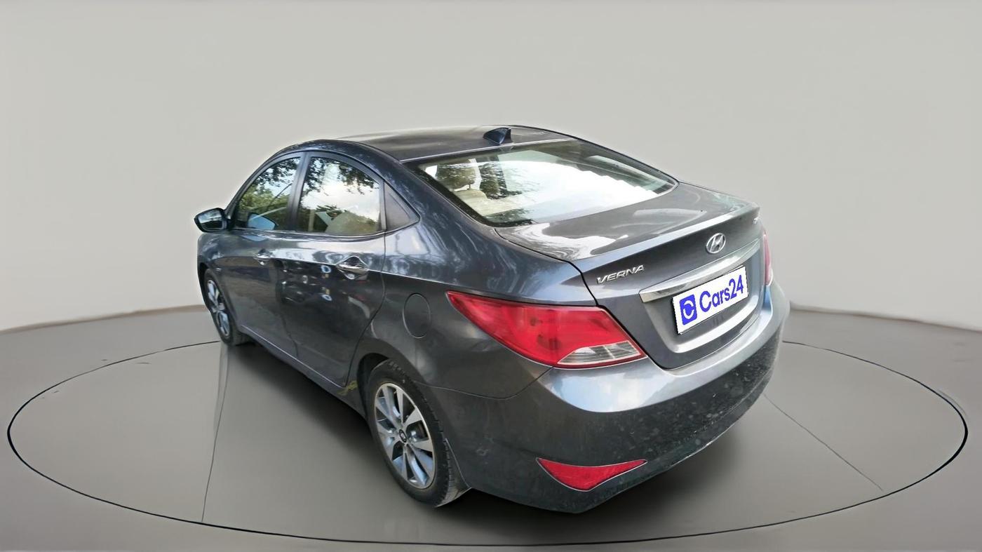 2016 Hyundai Verna 1.6 CRDI SX (O) AT, Diesel, Automatic, 1,25,588 km, exterior