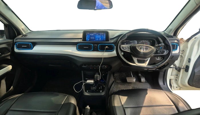 2022 Tata PUNCH CREATIVE AMT 1.2 RTN DUAL TONE, Petrol, Automatic, 34,310 km, interior