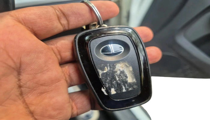 2022 Tata PUNCH CREATIVE AMT 1.2 RTN DUAL TONE, Petrol, Automatic, 34,310 km, interior