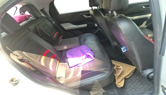 2022 Tata PUNCH CREATIVE AMT 1.2 RTN DUAL TONE, Petrol, Automatic, 34,310 km, interior