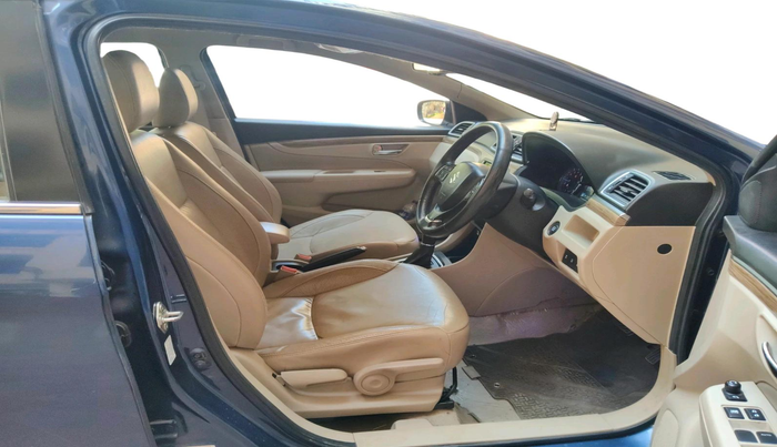 2018 Maruti Ciaz ALPHA  AT 1.5 SHVS PETROL, Petrol, Automatic, 37,237 km, interior