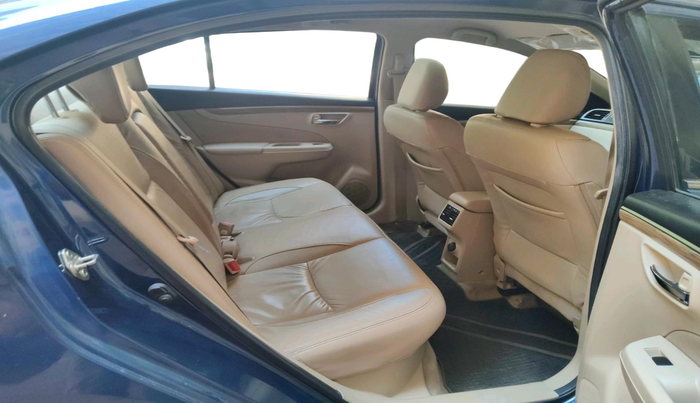 2018 Maruti Ciaz ALPHA  AT 1.5 SHVS PETROL, Petrol, Automatic, 37,237 km, interior