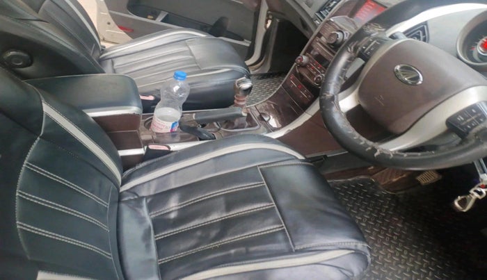 2012 Mahindra XUV500 W8, Diesel, Manual, 92,350 km, interior