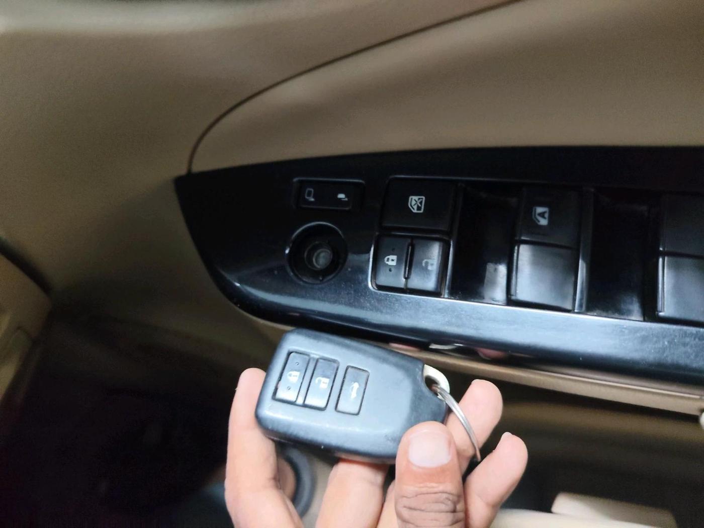 2018 Toyota YARIS VX CVT, Petrol, Automatic, 53,338 km, interior