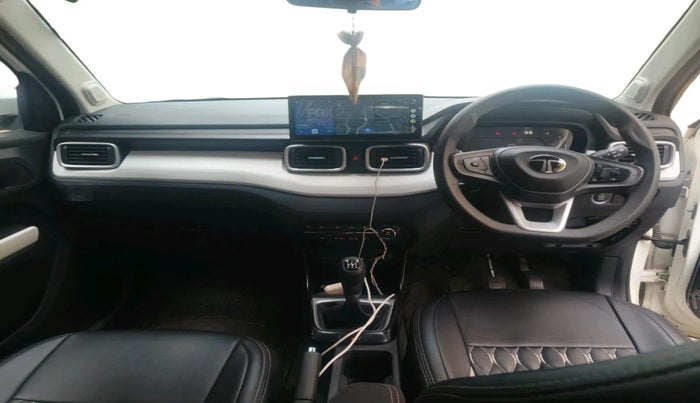 2025 Tata PUNCH Accomplished Plus (S) iCNG, CNG, Manual, 25,152 km, interior