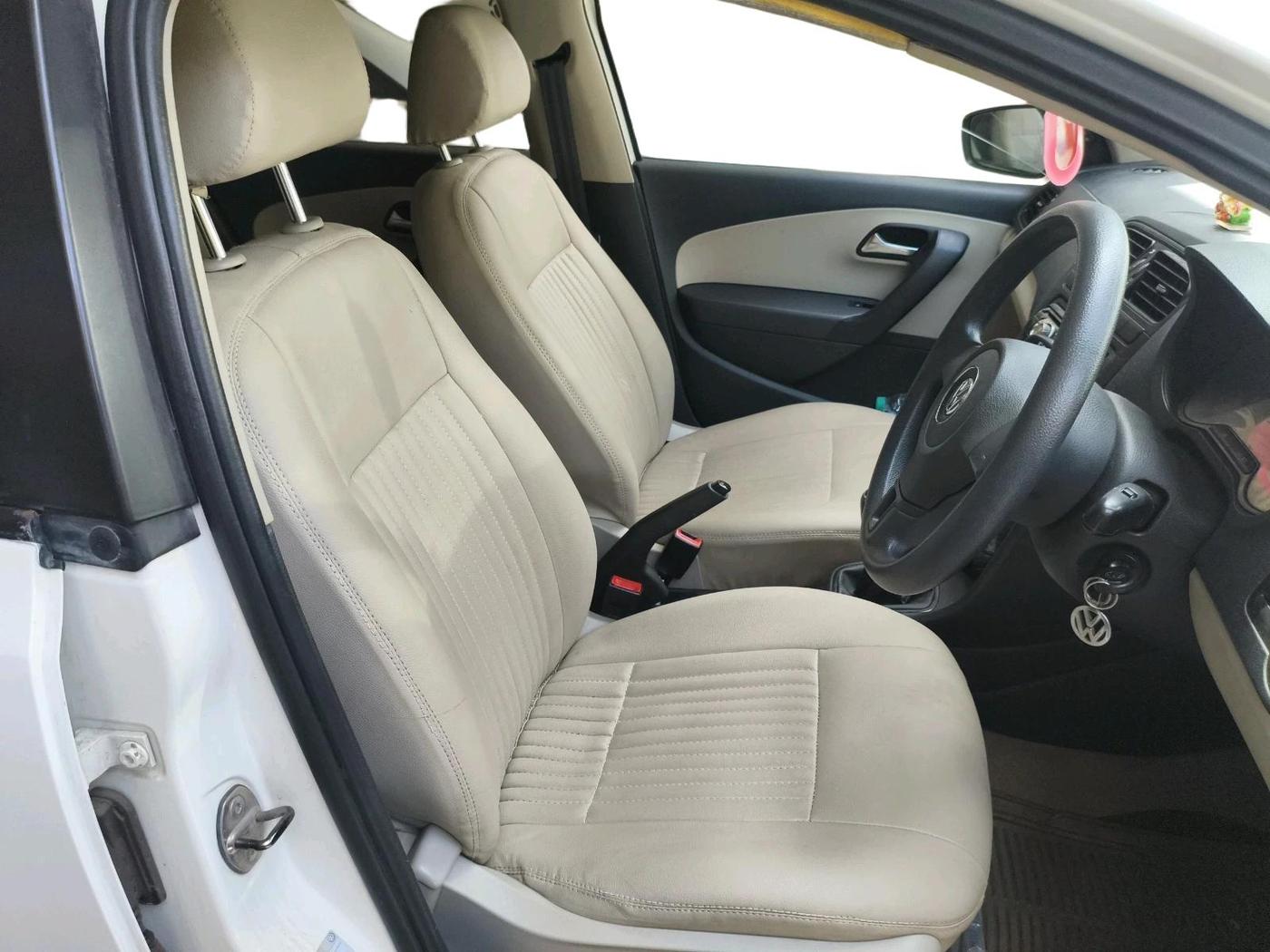 2011 Volkswagen Polo TRENDLINE 1.2L PETROL, Petrol, Manual, 32,993 km, interior