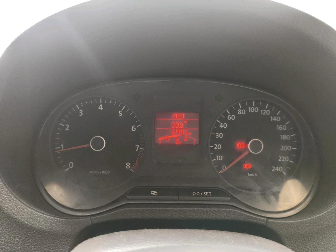2011 Volkswagen Polo TRENDLINE 1.2L PETROL, Petrol, Manual, 32,993 km, interior