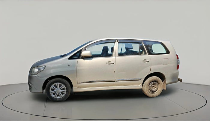 2012 Toyota Innova GX 2.5 8 STR, Diesel, Manual, 1,35,847 km, exterior