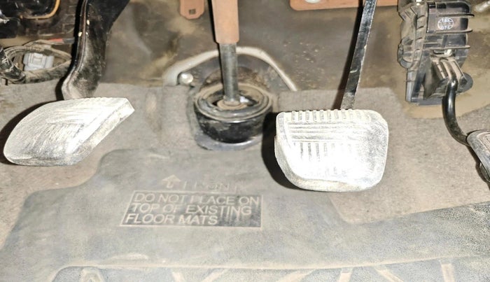 2012 Toyota Innova GX 2.5 8 STR, Diesel, Manual, 1,35,847 km, interior