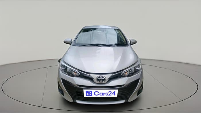 2018 Toyota YARIS V CVT, Petrol, Automatic, 98,282 km, exterior