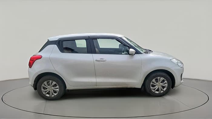 2019 Maruti Swift VXI AMT, CNG, Automatic, 81,096 km, exterior